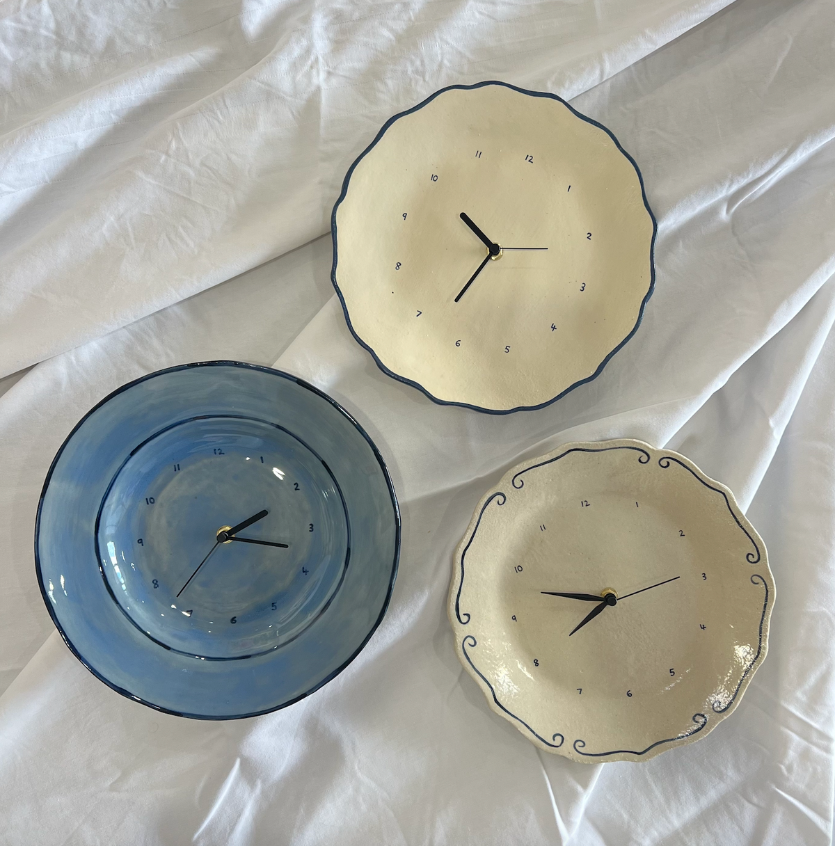 'Ceramic Clock I' by Jasmine Raisbeck